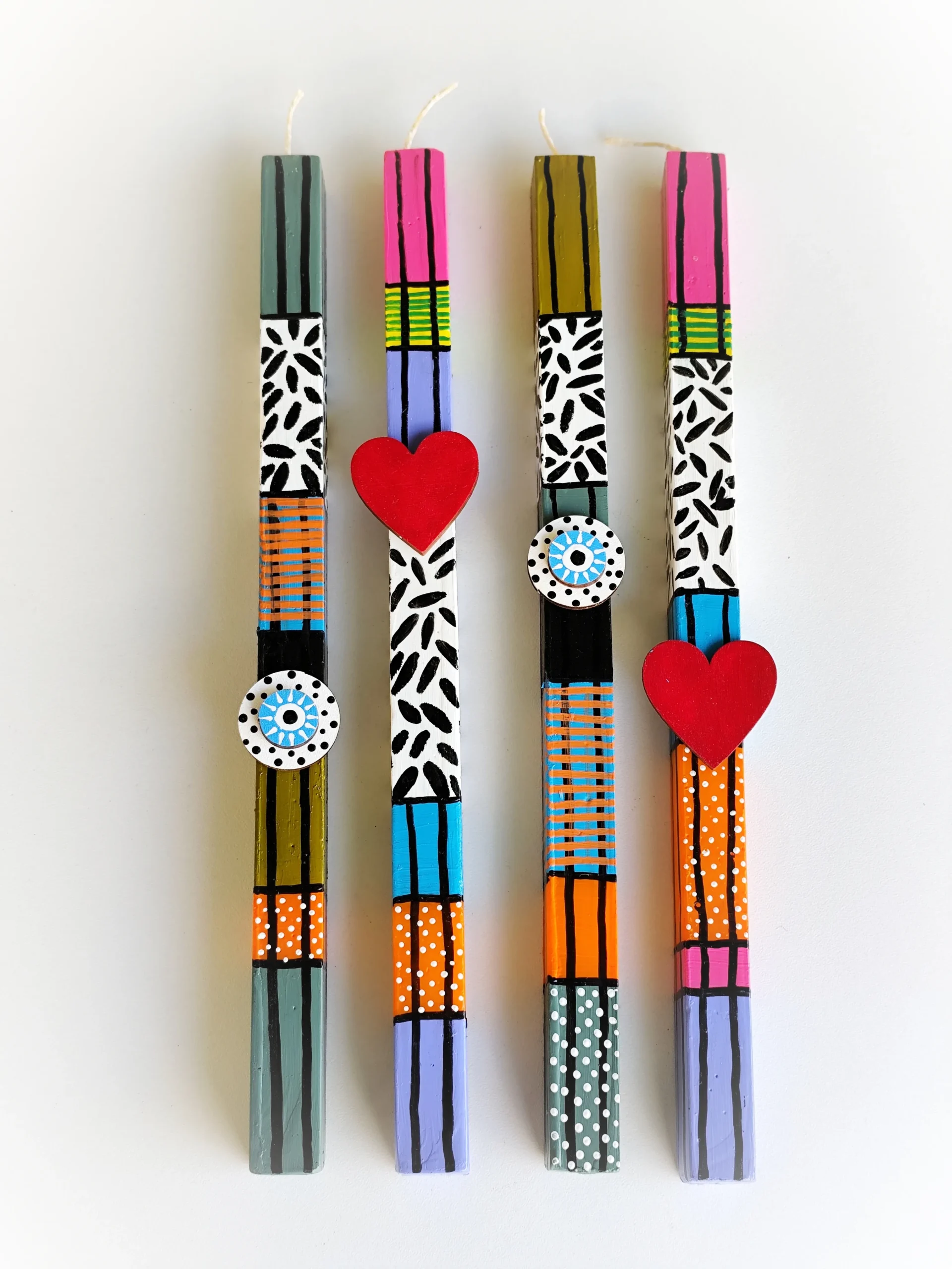 Χειροποίητη Πασχαλινή Λαμπάδα Funky Pop με Κόκκινη Καρδιά - Image 3